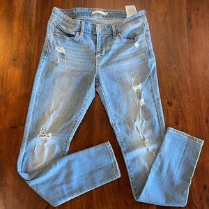 Levis skinny jeans size 29